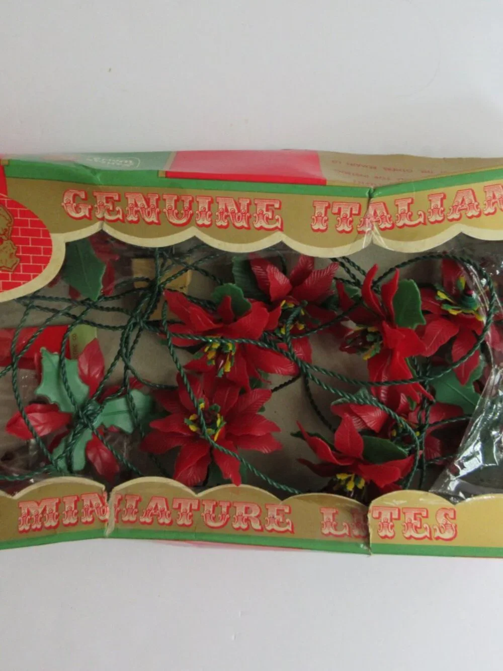 Santa’s World Kurt Adler 10 Miniature Italian Plastic Poinsettia String Lights